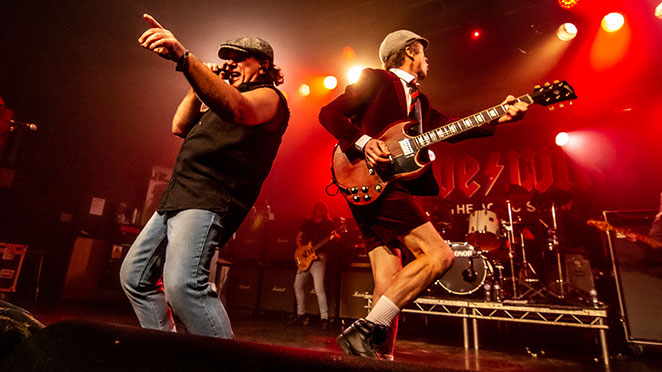 LIVE/WIRE: THE AC/DC SHOW